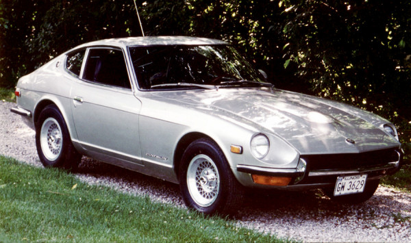 1972-datsun-240z-first-paint