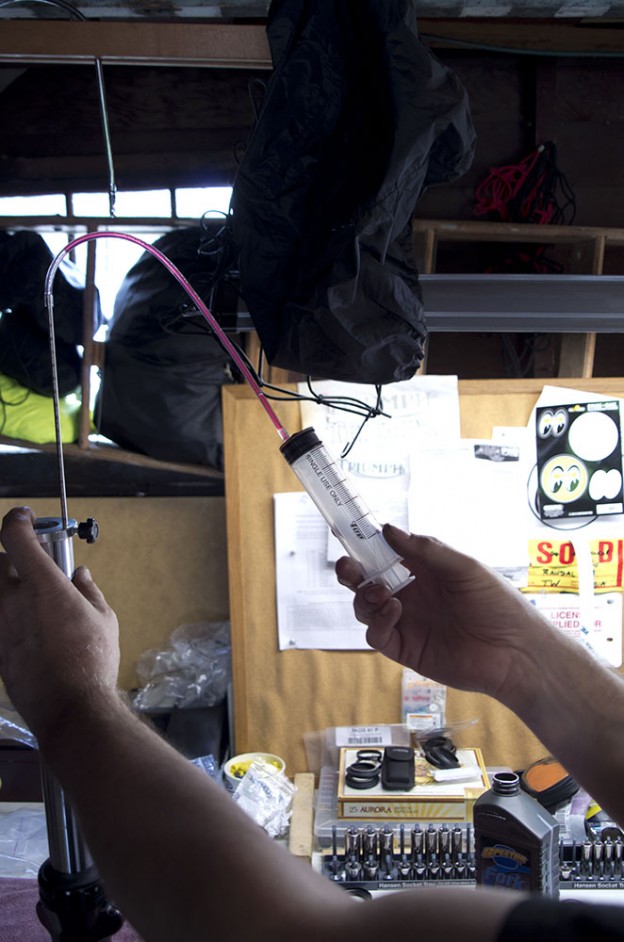 Changing Fork Oil Triumph Bonneville A Personal Moto Blog