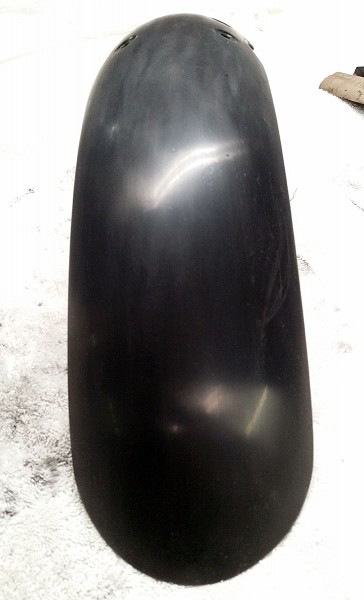 Front fender after several more rounds of 800 grit wet sanding, and front section also wet sanded with a 3200 3M Trizact pad.
